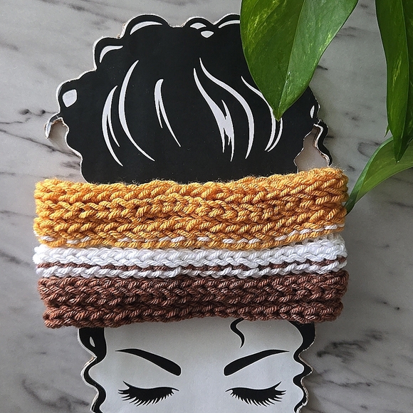 Handmade Knit Turban Headband - Picture 3 of 5